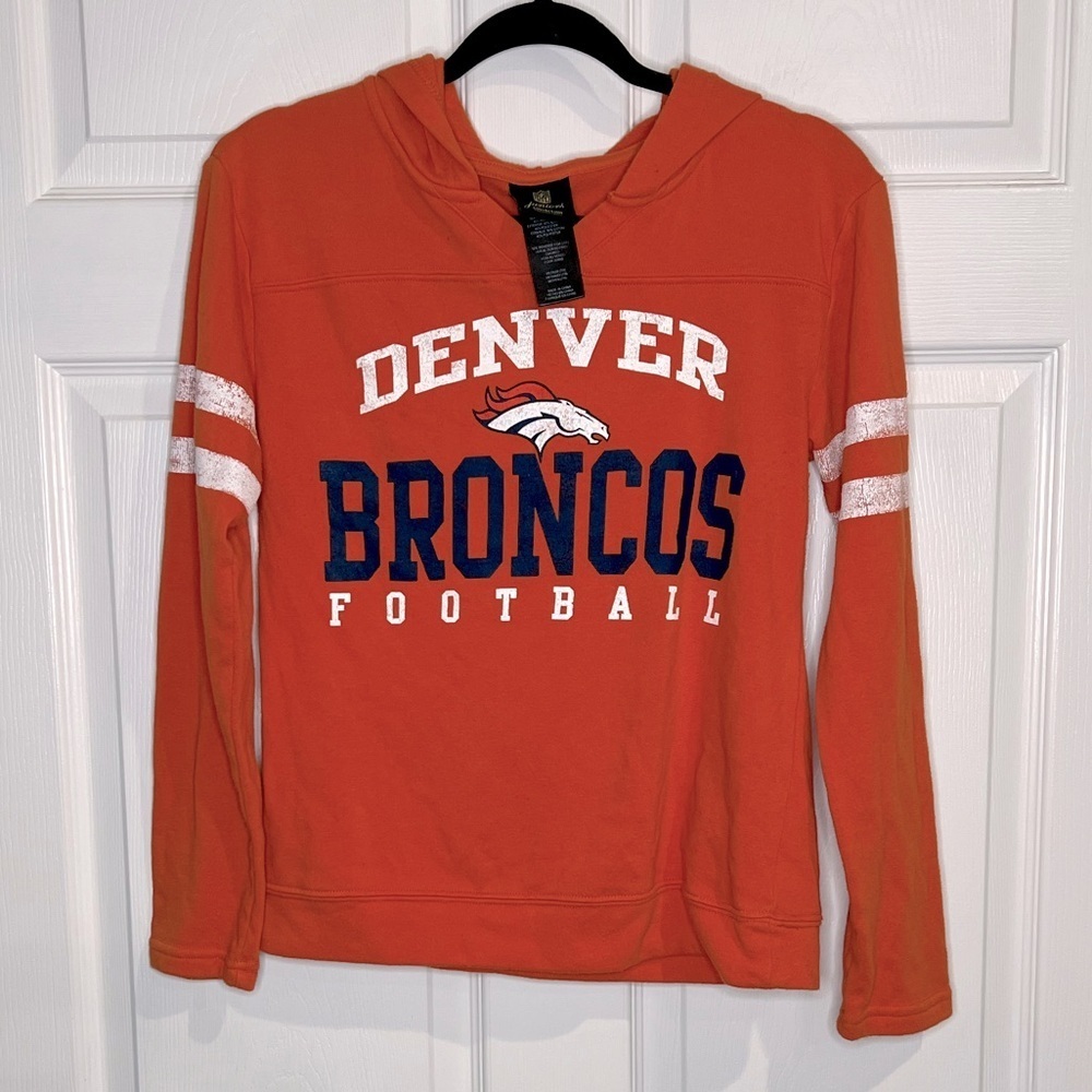 NFL Juniors Collection hooded top - Denver Broncos - Orange - Sz. Medium (7/9)